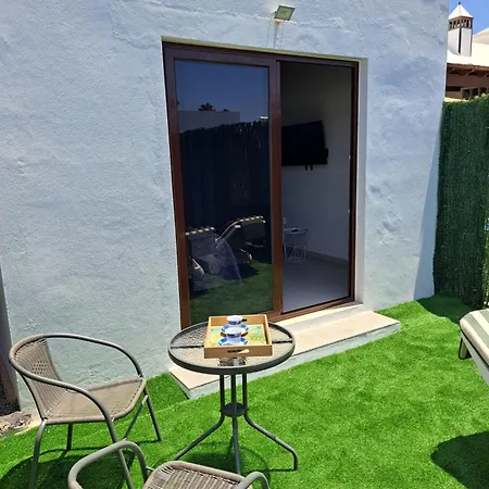 Апартаменты Bella Blanca *